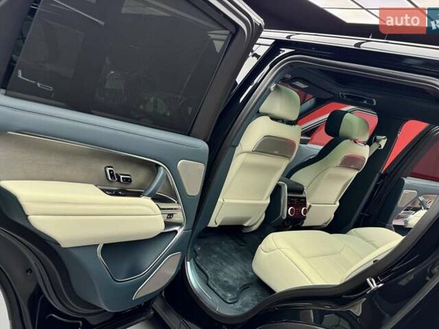 Чорний Ленд Ровер Рендж Ровер, об'ємом двигуна 4.4 л та пробігом 34 тис. км за 268000 $, фото 39 на Automoto.ua