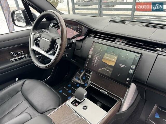 Черный Ленд Ровер Рендж Ровер, объемом двигателя 3 л и пробегом 24 тыс. км за 197000 $, фото 43 на Automoto.ua