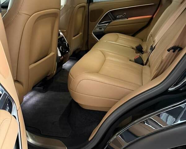 Чорний Ленд Ровер Рендж Ровер, об'ємом двигуна 4.39 л та пробігом 22 тис. км за 188333 $, фото 25 на Automoto.ua