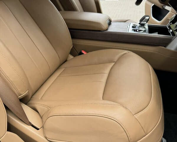 Чорний Ленд Ровер Рендж Ровер, об'ємом двигуна 3 л та пробігом 75 тис. км за 164900 $, фото 47 на Automoto.ua