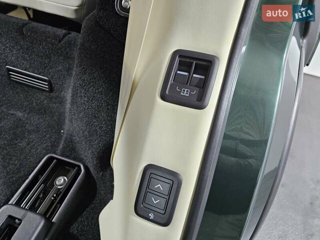 Чорний Ленд Ровер Рендж Ровер, об'ємом двигуна 4.39 л та пробігом 39 тис. км за 159999 $, фото 8 на Automoto.ua