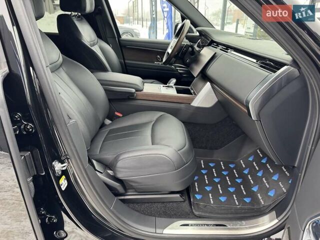 Черный Ленд Ровер Рендж Ровер, объемом двигателя 3 л и пробегом 24 тыс. км за 197000 $, фото 42 на Automoto.ua