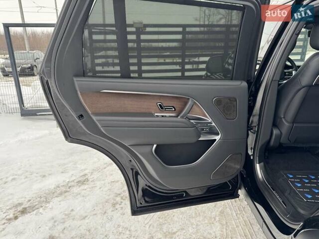 Черный Ленд Ровер Рендж Ровер, объемом двигателя 3 л и пробегом 24 тыс. км за 197000 $, фото 27 на Automoto.ua