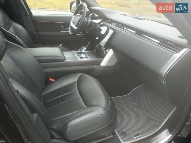 Черный Ленд Ровер Рендж Ровер, объемом двигателя 4.39 л и пробегом 55 тыс. км за 165000 $, фото 14 на Automoto.ua