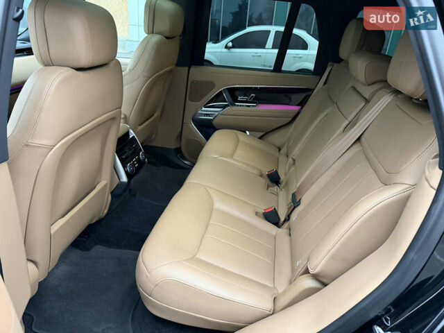 Чорний Ленд Ровер Рендж Ровер, об'ємом двигуна 3 л та пробігом 24 тис. км за 175000 $, фото 13 на Automoto.ua