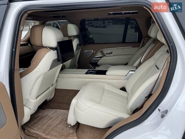 Чорний Ленд Ровер Рендж Ровер, об'ємом двигуна 3 л та пробігом 32 тис. км за 259000 $, фото 25 на Automoto.ua