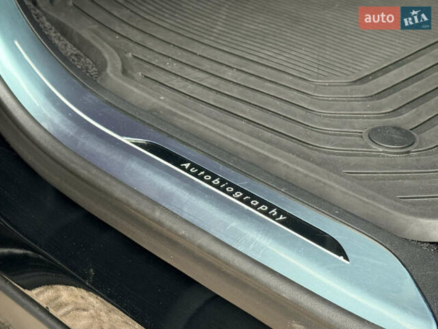 Черный Ленд Ровер Рендж Ровер, объемом двигателя 4.39 л и пробегом 49 тыс. км за 187000 $, фото 23 на Automoto.ua