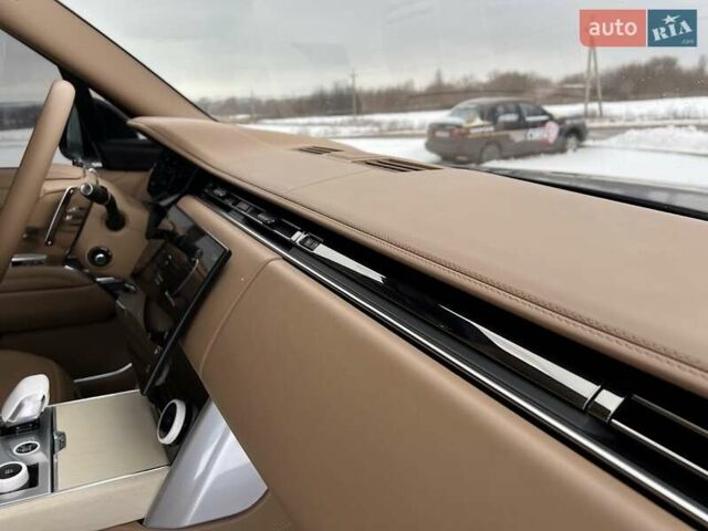 Чорний Ленд Ровер Рендж Ровер, об'ємом двигуна 3 л та пробігом 32 тис. км за 259000 $, фото 38 на Automoto.ua