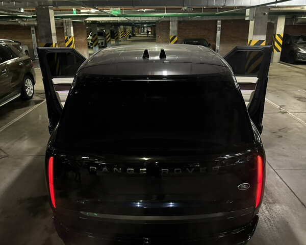 Черный Ленд Ровер Рендж Ровер, объемом двигателя 4.39 л и пробегом 21 тыс. км за 205000 $, фото 5 на Automoto.ua