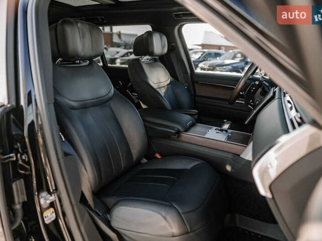 Черный Ленд Ровер Рендж Ровер, объемом двигателя 3 л и пробегом 24 тыс. км за 197000 $, фото 18 на Automoto.ua