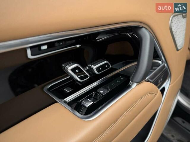 Черный Ленд Ровер Рендж Ровер, объемом двигателя 4.39 л и пробегом 67 тыс. км за 185000 $, фото 82 на Automoto.ua