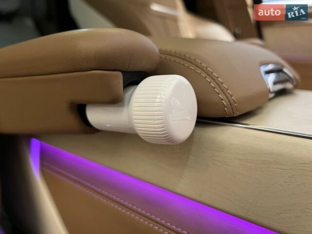 Черный Ленд Ровер Рендж Ровер, объемом двигателя 3 л и пробегом 33 тыс. км за 239900 $, фото 46 на Automoto.ua