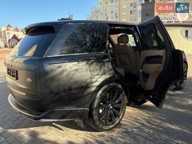 Чорний Ленд Ровер Рендж Ровер, об'ємом двигуна 4.39 л та пробігом 23 тис. км за 185500 $, фото 29 на Automoto.ua