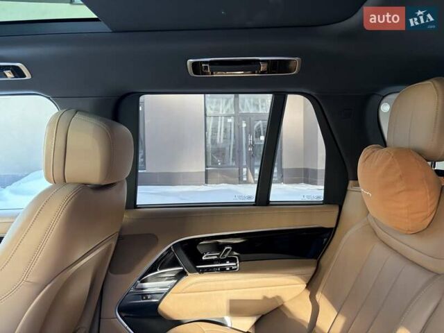 Чорний Ленд Ровер Рендж Ровер, об'ємом двигуна 3 л та пробігом 40 тис. км за 175333 $, фото 18 на Automoto.ua