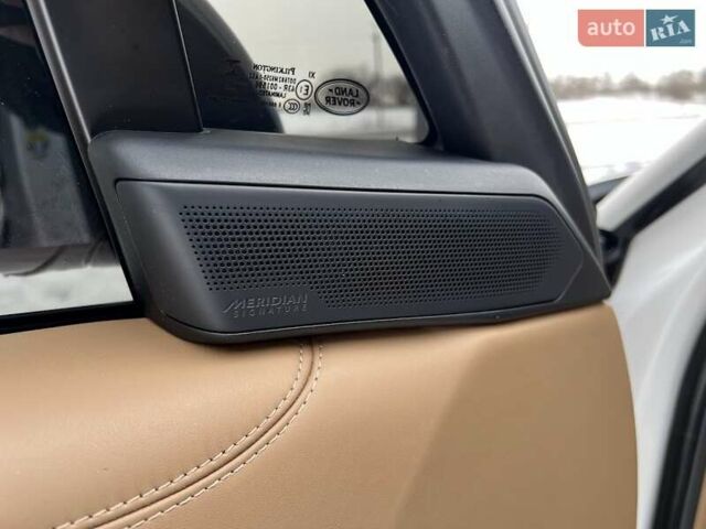 Чорний Ленд Ровер Рендж Ровер, об'ємом двигуна 3 л та пробігом 32 тис. км за 259000 $, фото 11 на Automoto.ua