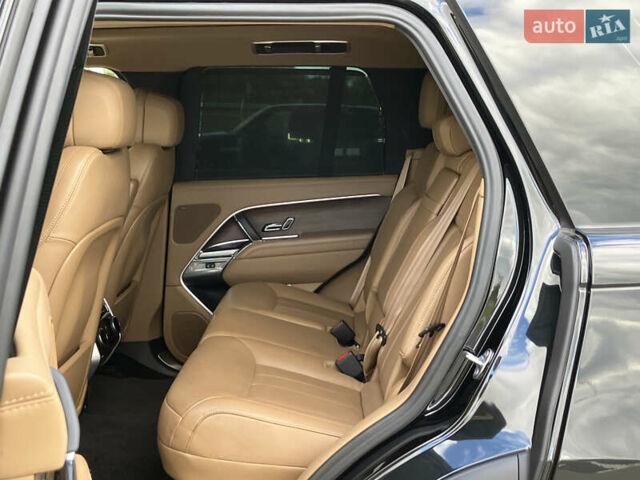 Чорний Ленд Ровер Рендж Ровер, об'ємом двигуна 3 л та пробігом 82 тис. км за 154000 $, фото 22 на Automoto.ua