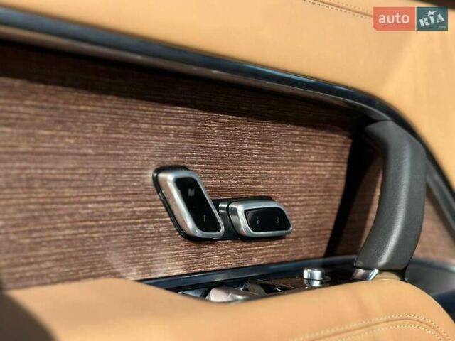 Чорний Ленд Ровер Рендж Ровер, об'ємом двигуна 4.39 л та пробігом 64 тис. км за 179900 $, фото 28 на Automoto.ua