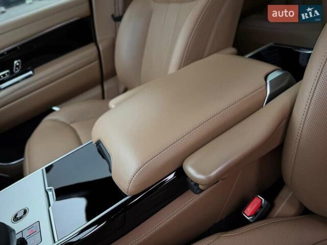 Черный Ленд Ровер Рендж Ровер, объемом двигателя 4.39 л и пробегом 67 тыс. км за 185000 $, фото 86 на Automoto.ua