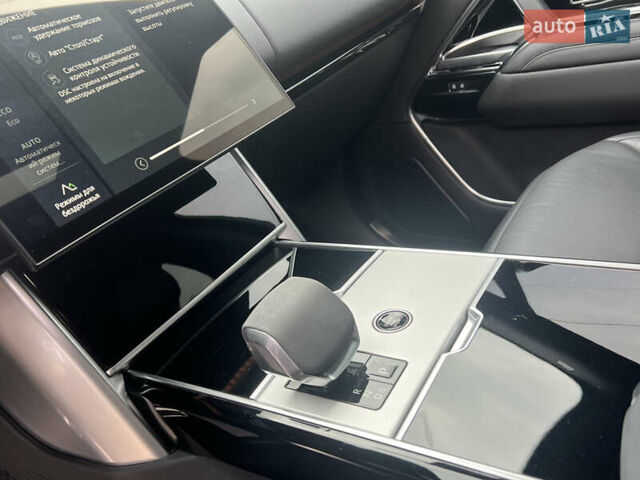 Ленд Ровер Рендж Ровер 2023 в Днепре (Днепропетровске) на Automoto.ua Черный Ленд Ровер Рендж Ровер, объемом двигателя 4.4 л и пробегом 20 тыс. км за 165000 $, фото 21 на Automoto.ua
