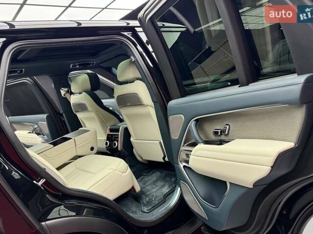 Чорний Ленд Ровер Рендж Ровер, об'ємом двигуна 4.4 л та пробігом 34 тис. км за 268000 $, фото 47 на Automoto.ua