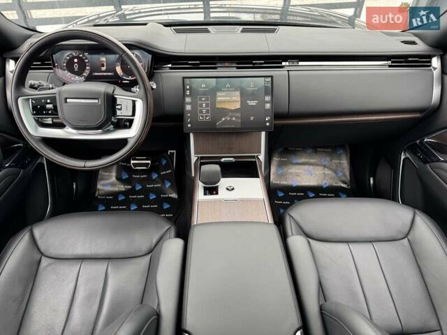 Черный Ленд Ровер Рендж Ровер, объемом двигателя 3 л и пробегом 24 тыс. км за 197000 $, фото 3 на Automoto.ua