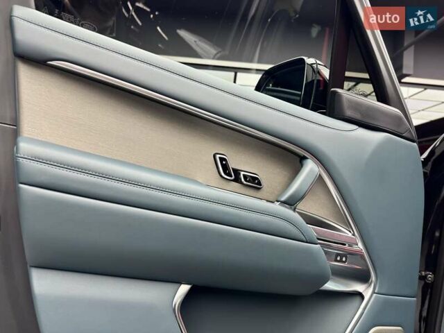 Чорний Ленд Ровер Рендж Ровер, об'ємом двигуна 4.4 л та пробігом 34 тис. км за 268000 $, фото 26 на Automoto.ua