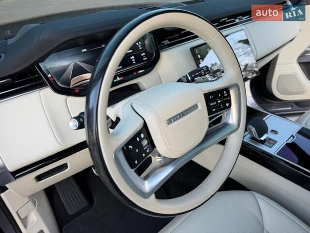 Чорний Ленд Ровер Рендж Ровер, об'ємом двигуна 3 л та пробігом 9 тис. км за 179900 $, фото 45 на Automoto.ua