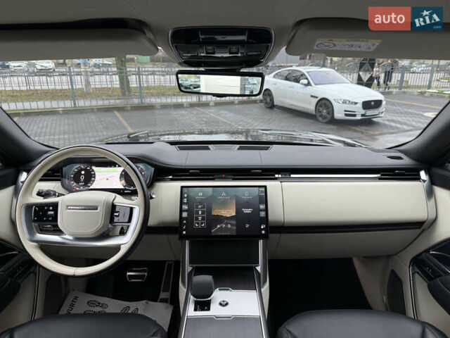 Чорний Ленд Ровер Рендж Ровер, об'ємом двигуна 4.39 л та пробігом 26 тис. км за 208000 $, фото 21 на Automoto.ua
