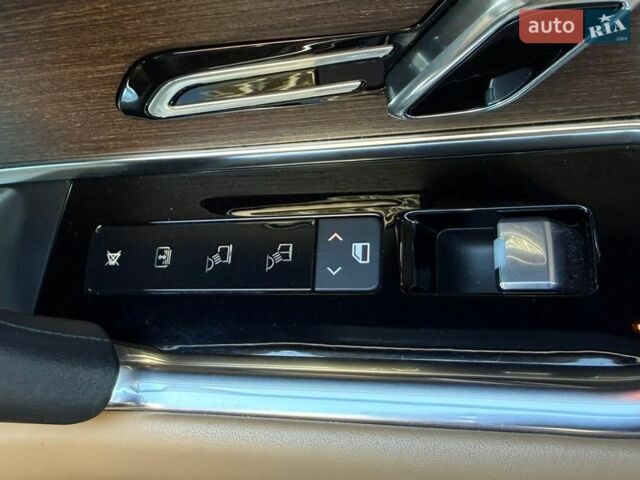 Чорний Ленд Ровер Рендж Ровер, об'ємом двигуна 3 л та пробігом 31 тис. км за 159000 $, фото 54 на Automoto.ua