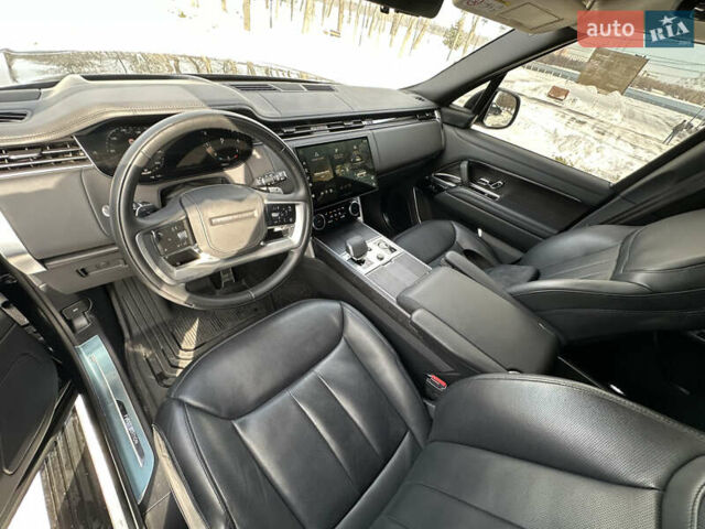 Чорний Ленд Ровер Рендж Ровер, об'ємом двигуна 4.39 л та пробігом 18 тис. км за 195000 $, фото 6 на Automoto.ua