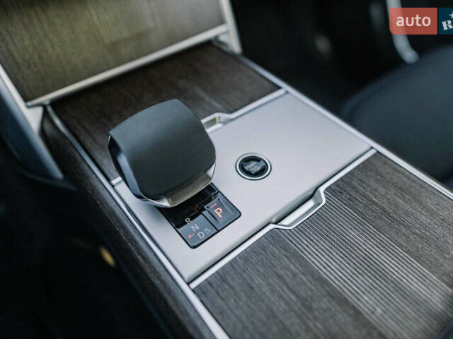 Черный Ленд Ровер Рендж Ровер, объемом двигателя 3 л и пробегом 24 тыс. км за 197000 $, фото 11 на Automoto.ua