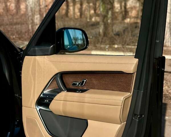 Чорний Ленд Ровер Рендж Ровер, об'ємом двигуна 4.39 л та пробігом 64 тис. км за 179900 $, фото 52 на Automoto.ua