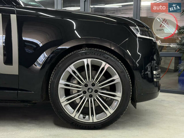 Черный Ленд Ровер Рендж Ровер, объемом двигателя 3 л и пробегом 64 тыс. км за 165000 $, фото 4 на Automoto.ua