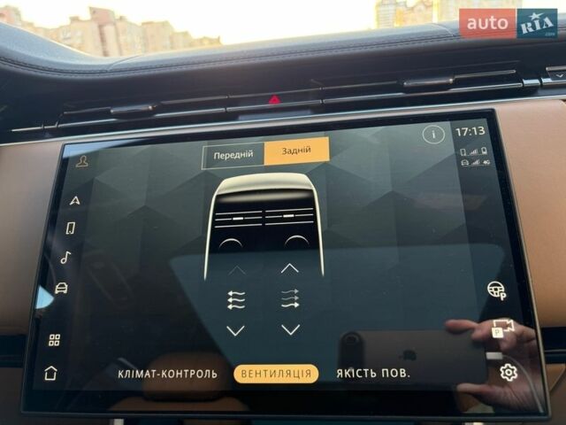 Чорний Ленд Ровер Рендж Ровер, об'ємом двигуна 3 л та пробігом 40 тис. км за 173000 $, фото 48 на Automoto.ua