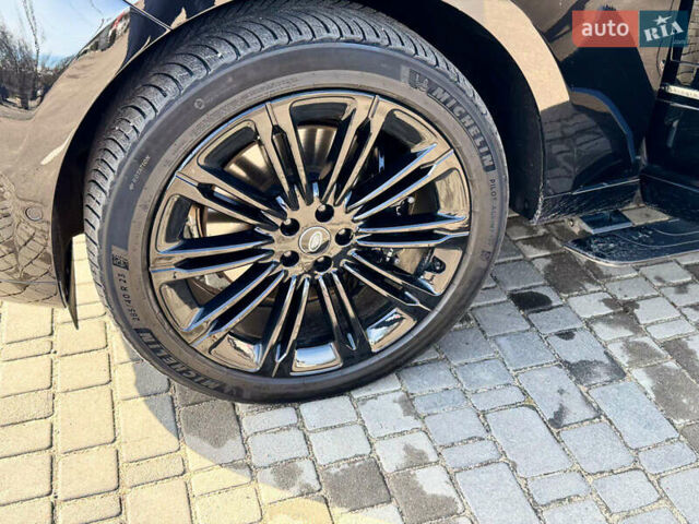 Чорний Ленд Ровер Рендж Ровер, об'ємом двигуна 4.39 л та пробігом 69 тис. км за 170000 $, фото 7 на Automoto.ua