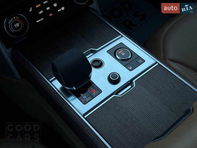 Чорний Ленд Ровер Рендж Ровер, об'ємом двигуна 3 л та пробігом 96 тис. км за 165000 $, фото 40 на Automoto.ua