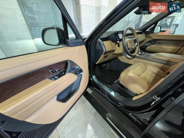 Чорний Ленд Ровер Рендж Ровер, об'ємом двигуна 3 л та пробігом 99 тис. км за 153000 $, фото 15 на Automoto.ua