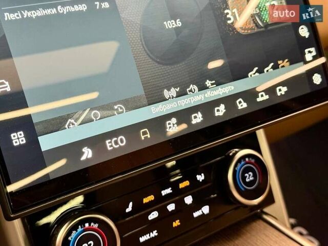 Ленд Ровер Рендж Ровер 2023 в Киеве на Automoto.ua Черный Ленд Ровер Рендж Ровер, объемом двигателя 3 л и пробегом 29 тыс. км за 187800 $, фото 37 на Automoto.ua