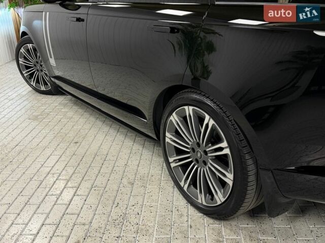 Черный Ленд Ровер Рендж Ровер, объемом двигателя 4.39 л и пробегом 70 тыс. км за 169000 $, фото 53 на Automoto.ua