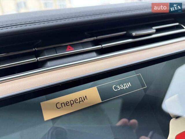 Чорний Ленд Ровер Рендж Ровер, об'ємом двигуна 3 л та пробігом 40 тис. км за 177111 $, фото 84 на Automoto.ua