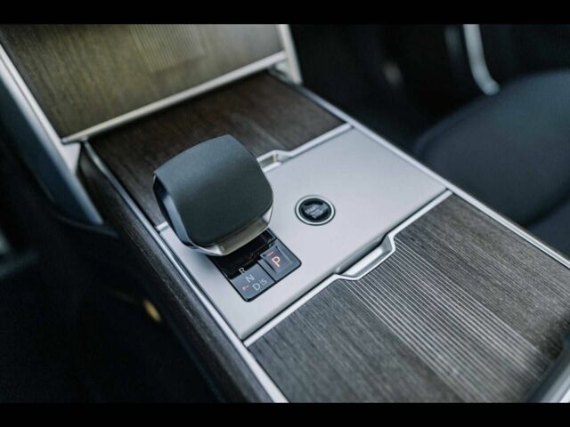 Черный Ленд Ровер Рендж Ровер, объемом двигателя 3 л и пробегом 22 тыс. км за 197000 $, фото 11 на Automoto.ua