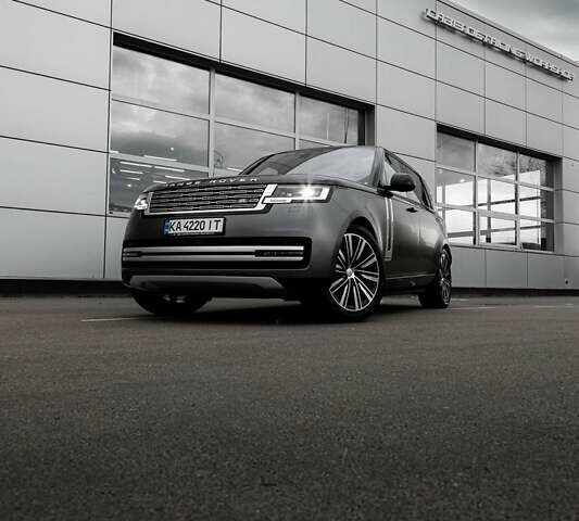 Черный Ленд Ровер Рендж Ровер, объемом двигателя 4.39 л и пробегом 97 тыс. км за 175000 $, фото 2 на Automoto.ua