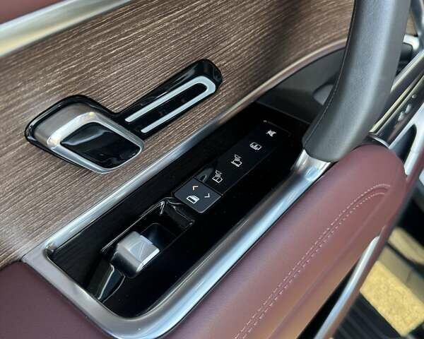 Чорний Ленд Ровер Рендж Ровер, об'ємом двигуна 3 л та пробігом 37 тис. км за 147000 $, фото 35 на Automoto.ua