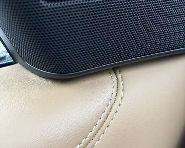 Черный Ленд Ровер Рендж Ровер, объемом двигателя 3 л и пробегом 40 тыс. км за 177333 $, фото 57 на Automoto.ua