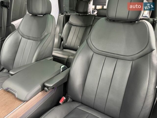 Черный Ленд Ровер Рендж Ровер, объемом двигателя 4.39 л и пробегом 46 тыс. км за 174000 $, фото 41 на Automoto.ua