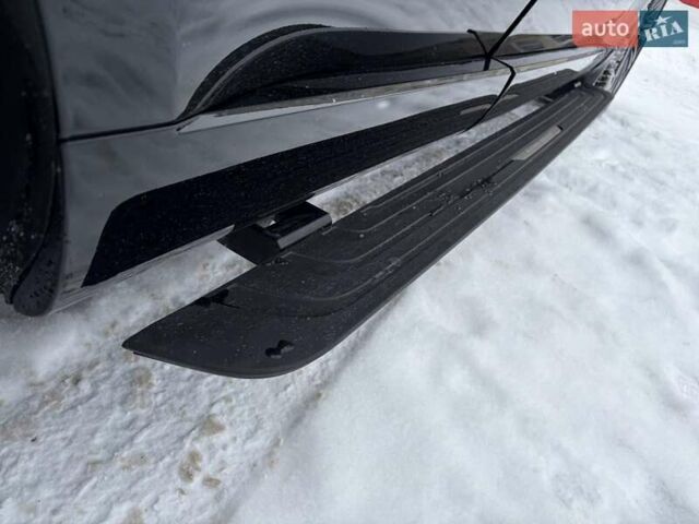 Чорний Ленд Ровер Рендж Ровер, об'ємом двигуна 3 л та пробігом 40 тис. км за 177111 $, фото 14 на Automoto.ua