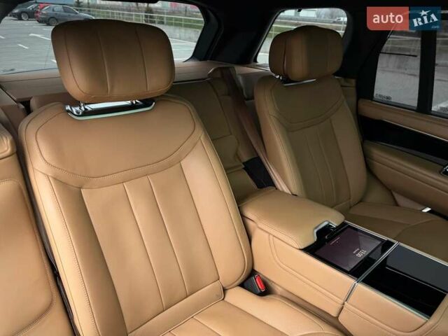 Черный Ленд Ровер Рендж Ровер, объемом двигателя 4.39 л и пробегом 67 тыс. км за 185000 $, фото 55 на Automoto.ua