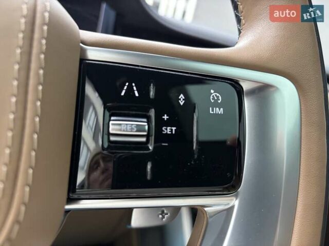 Чорний Ленд Ровер Рендж Ровер, об'ємом двигуна 3 л та пробігом 40 тис. км за 177500 $, фото 24 на Automoto.ua