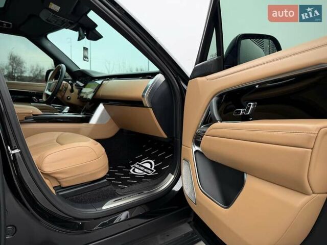 Черный Ленд Ровер Рендж Ровер, объемом двигателя 4.39 л и пробегом 67 тыс. км за 185000 $, фото 68 на Automoto.ua