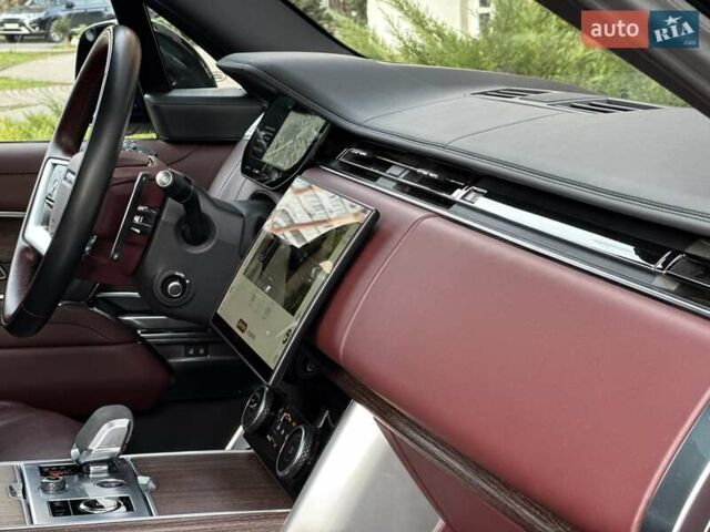 Чорний Ленд Ровер Рендж Ровер, об'ємом двигуна 4.39 л та пробігом 57 тис. км за 176000 $, фото 36 на Automoto.ua